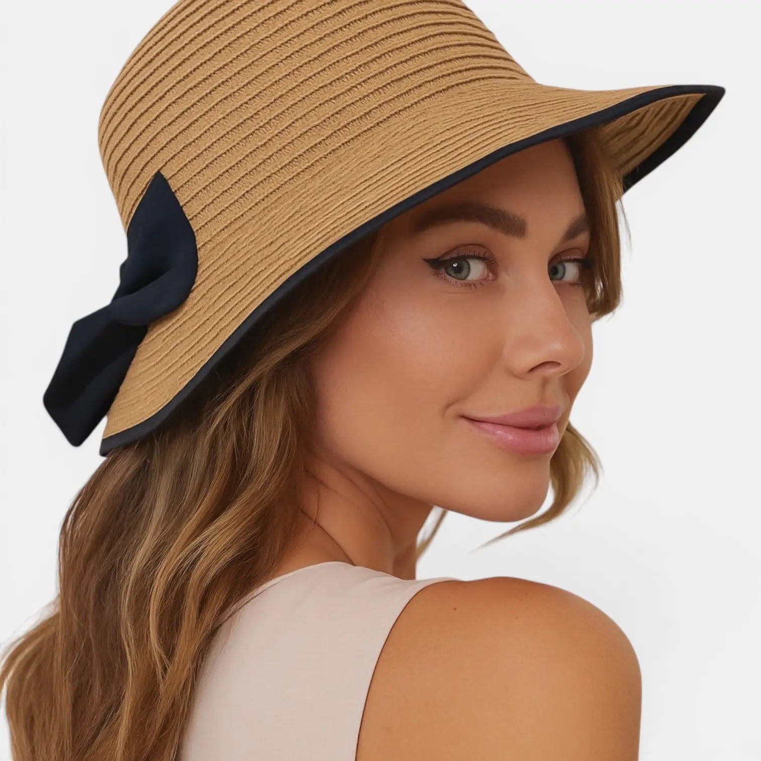 Chapeau Paille Tressée Bord Large Nœud Noir Femme La Boutique du Chapeau