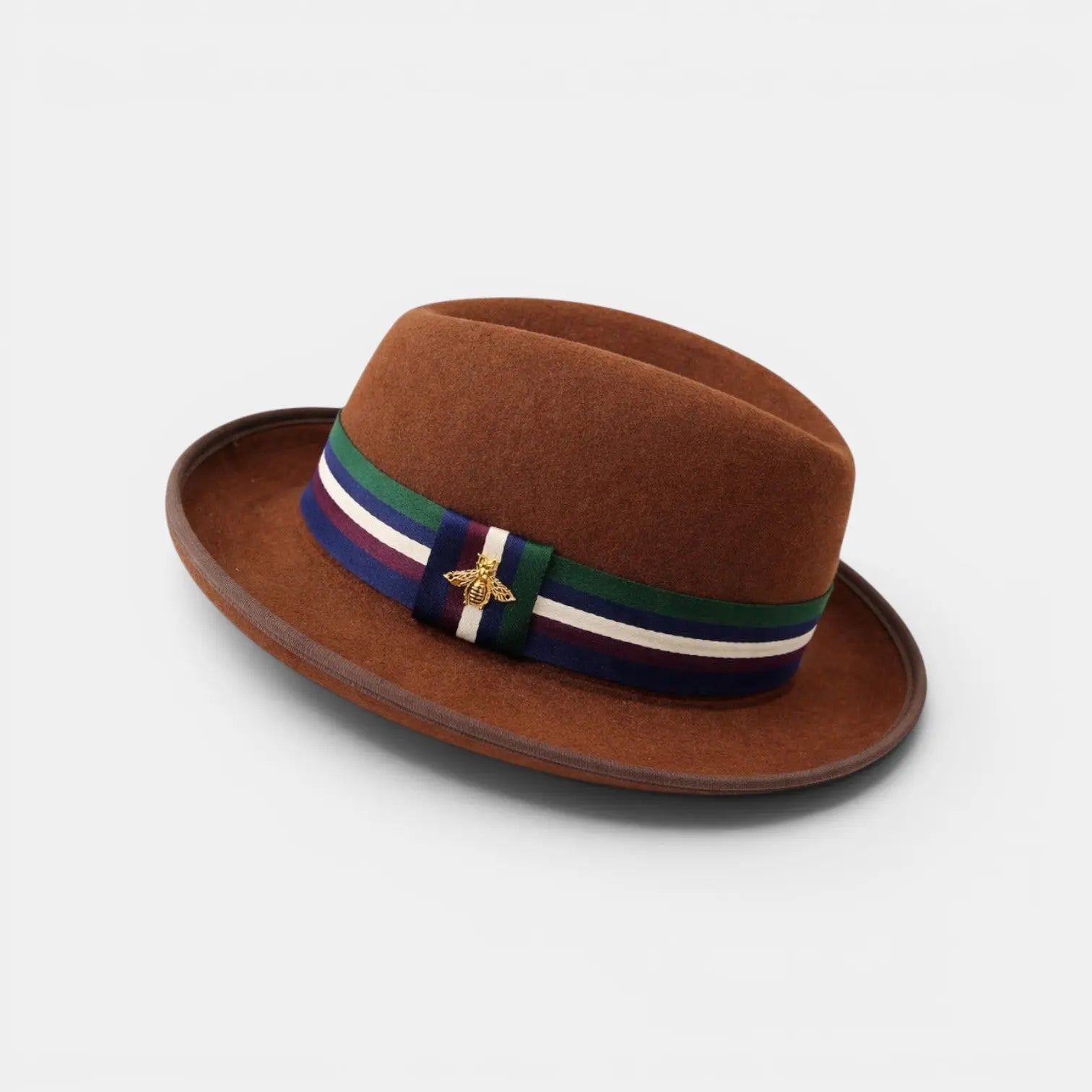 Chapeau Fedora Laine Ruban Rayé Broche Dorée