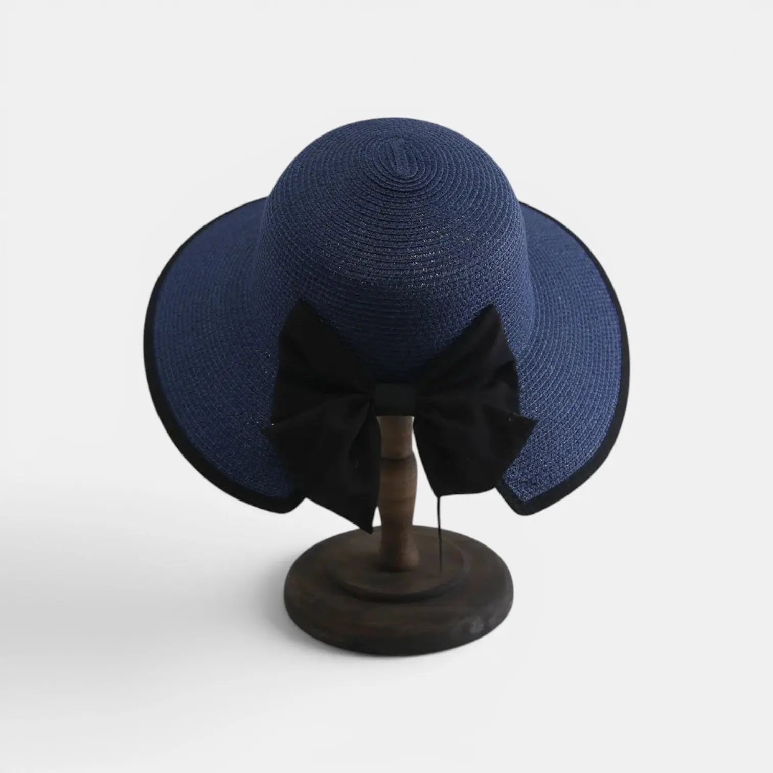 Chapeau Paille Tressée Bord Large Nœud Noir Femme La Boutique du Chapeau