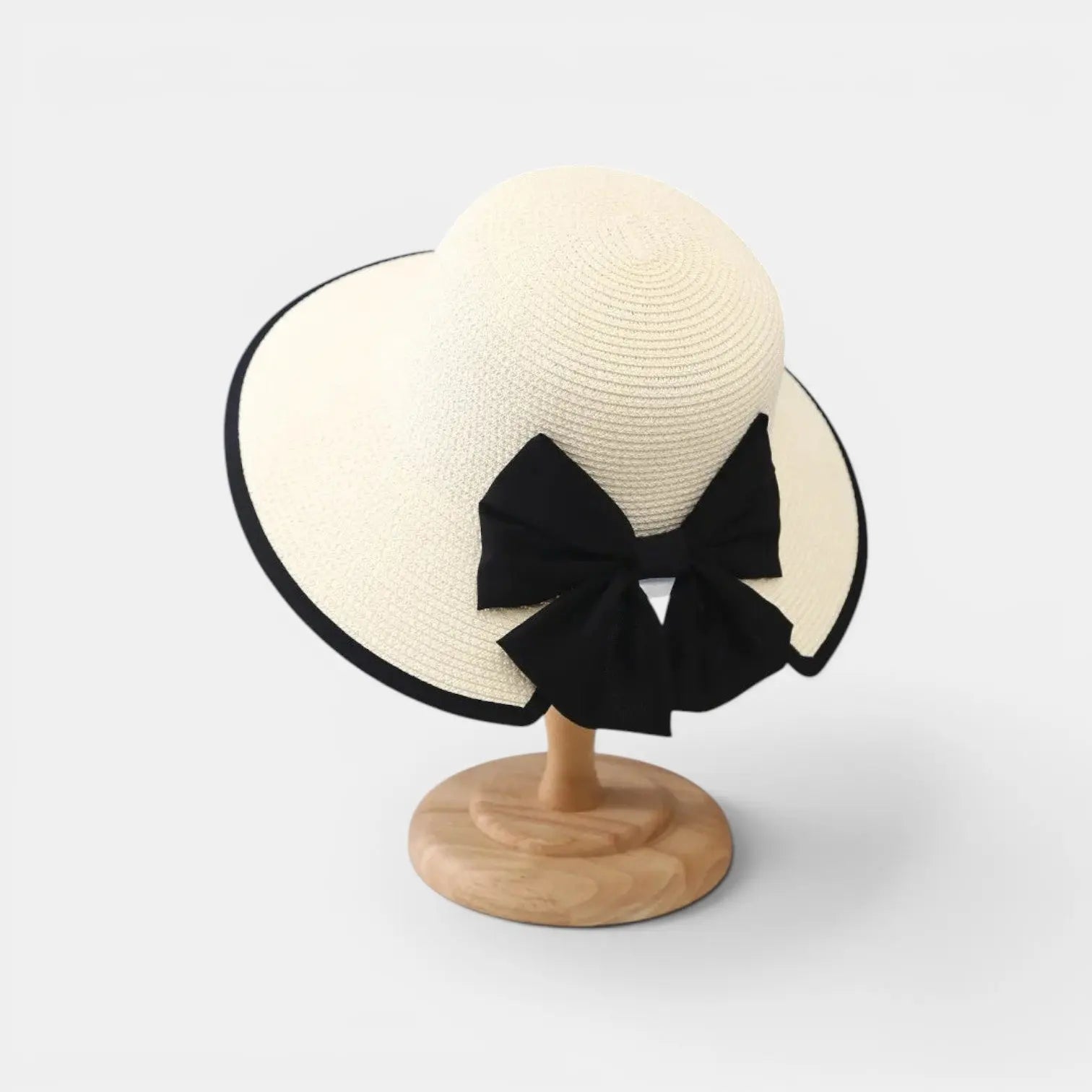 Chapeau Paille Tressée Bord Large Nœud Noir Femme La Boutique du Chapeau