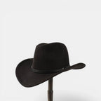 Chapeau Cowboy Feutre Noir Calotte Haute Bande Cuir Unisexe La Boutique du Chapeau